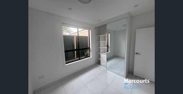 LARGE 3 BEDROOM GRANNY FLAT FOR LEASE - Photo 1