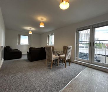 3 bedroom apartment to rent - Photo 3