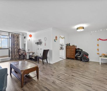 For Lease - 18 Knightsbridge Road Unit# 1009, Brampton, Ontario - Photo 4