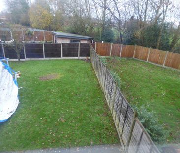 3 bedroom semi-detached house to rent - Photo 4