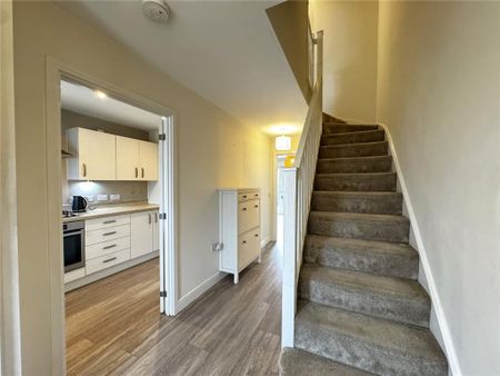 2 bedroom terraced house to rent - Photo 2