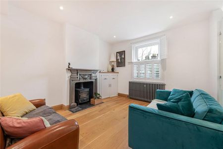 3 bedroom terraced house to rent - Photo 5