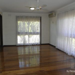 2/122 Church Road, DONCASTER - Photo 2