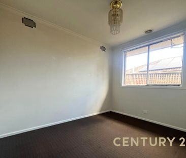 Easy Living in a Prime Location - Photo 6