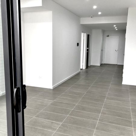 Comfort and Modern Living - Photo 4