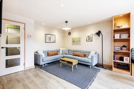 2 bedroom flat to rent - Photo 5