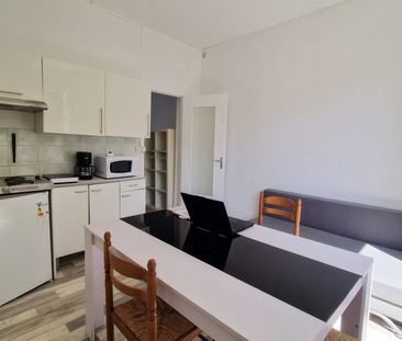 Location Appartement 2 pièces 30m² - Photo 3