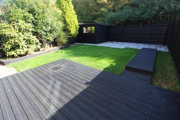 3 bedroom semi-detached house to rent - Photo 1