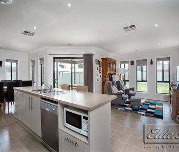 WHERE LIFESTYLE AND CONVENIENCE COME TOGETHER! - Photo 4