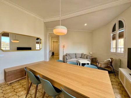 Gran Via de les Corts Catalanes, Barcelona, Catalonia 08013 - Foto 4