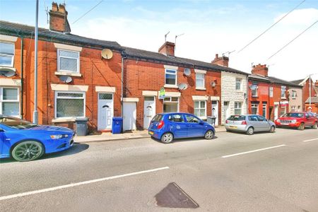 2 bedroom terraced house to rent - Photo 4