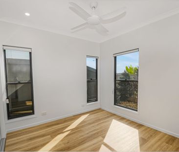 Elegant Townhouse in the Vibrant Aura Community of Nirimba - Photo 5