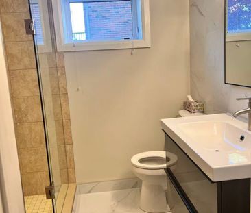 For Lease - 1376 Northaven Drive, Mississauga, Ontario - Photo 3