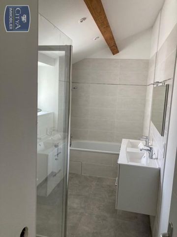 Location Maison 4 pièces 120m² BELLEVILLE 69220 - Photo 5