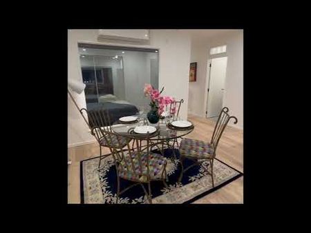 Location, Style, and Convenience All in One - Photo 3