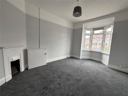 2 bedroom apartment to rent Burgess Road, Southampton, SO16 - Photo 1