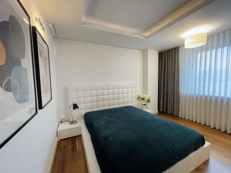 Al. Jana Pawła II, Śródmieście, Warszawa - Photo 5