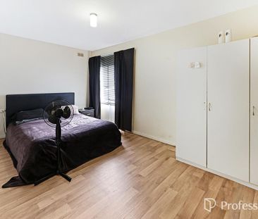 25 Quinn Street, West Tamworth NSW 2340 - House For Rent | Domain - Photo 3