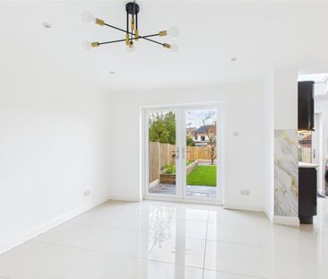 Ravenscourt Road, - Photo 1