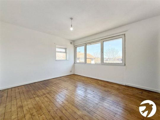 2 bedroom maisonette to rent - Photo 1