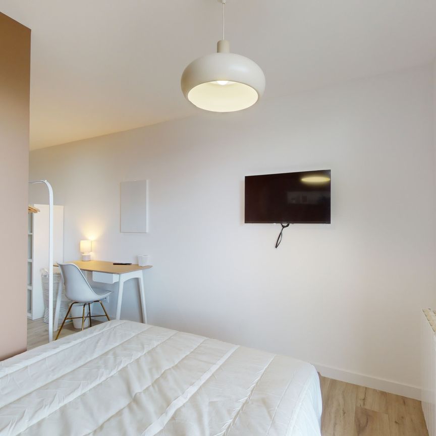 ANATOLE FRANCE F Colocation 4 chambres à Clermont Ferrand - Photo 1