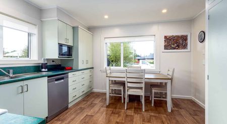 A gem in Geraldine - Photo 3