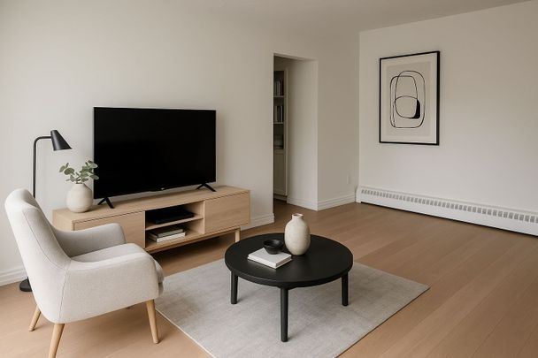 For Lease - 44 Walmer Road Unit# 307, Toronto, Ontario - Photo 1