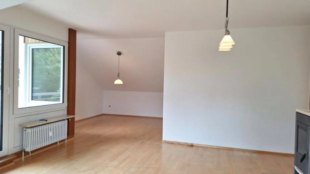 Bitte beachten Sie: Die Wohnung ist bereits fest reserviert!So will ich wohnen! Charmante 3-Zimmer-Dachgeschoss-Wohnung in Lindau-Hochbuch - Foto 1