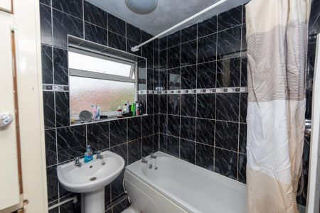 5 bedroom house to rent - Photo 5