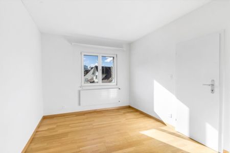 5.5-Zimmerwohnung mit eigener Dachterrasse zu vermieten - Photo 4