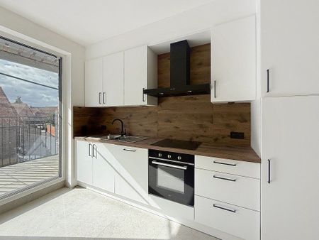 Centraal gelegen nieuwbouwappartement met 1 slaapkamer - Photo 2
