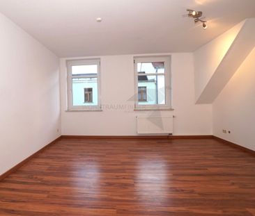 Gemütliche 2-Raum-Wohnung mit Balkon und Tageslichtbad - Photo 2