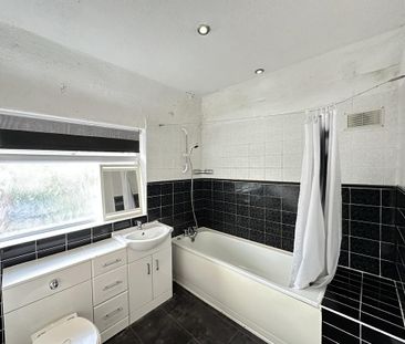 2 bedroom semi-detached house to rent - Photo 5