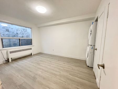 For Lease - 1980 EGLINTON Avenue Unit# Upper Level, Toronto, Ontario - Photo 2