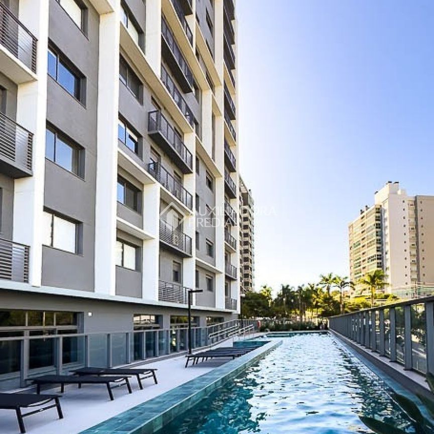 Apartamento JK com 1 quarto e 29m² para alugar em Jardim do Salso, Porto Alegre. - Foto 1