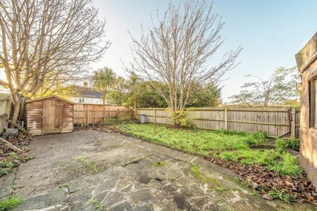 Kingsholm Gardens, SE9, London - Photo 5