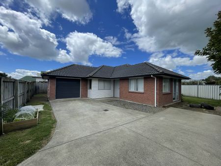 36B Hunua Road, Papakura - Photo 3