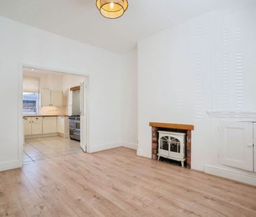 Dundonald Avenue, Stockton Heath, Warrington, WA4 6JT - Photo 1