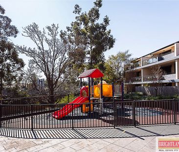 One bed plus a study with 91 sqms living area new apartment. - Photo 1