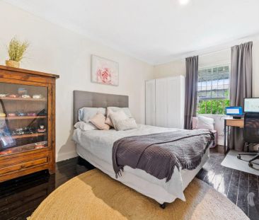 FOR LEASE – 496 Kingston Road, Kingston (Property access via Clare ... - Photo 2