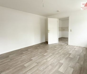 Sonnige 2-Raum-Wohnung in beliebter Wohnlage von Annaberg - neu san... - Foto 1