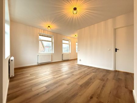 Appartement te huur: Hagedoornweg 63 1031 BP Amsterdam - Photo 2