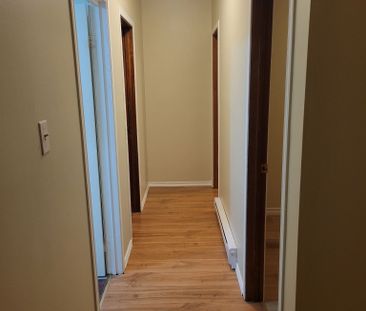 For Lease - 25 Quinte View Drive, Quinte West, Ontario - Photo 5