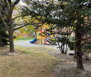 For Lease - 50 Strathaven Drive Unit# 7, Mississauga, Ontario - Photo 4