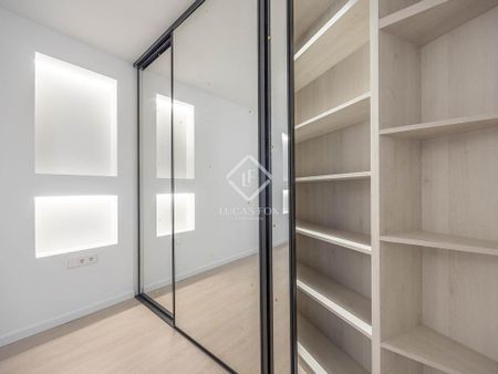 2 bedroom luxury Flat for rent in Valencia, Spain - Photo 3