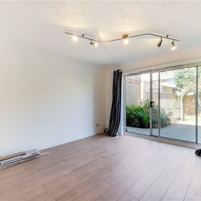 Webster Road, London, SE16 4DR - Photo 1