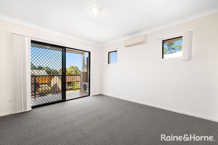 Stylish 3-Bedroom Apartment in Prime Location - Photo 5