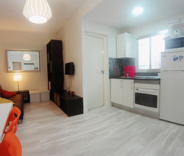 Apartamento de alquiler en Los Cármenes - Photo 5