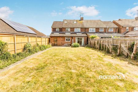 5 bedroom semi-detached house to rent - Photo 5