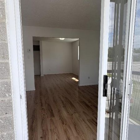 Appartements à louer à 2 pas du CHUS Hôtel Dieu !! - Photo 4